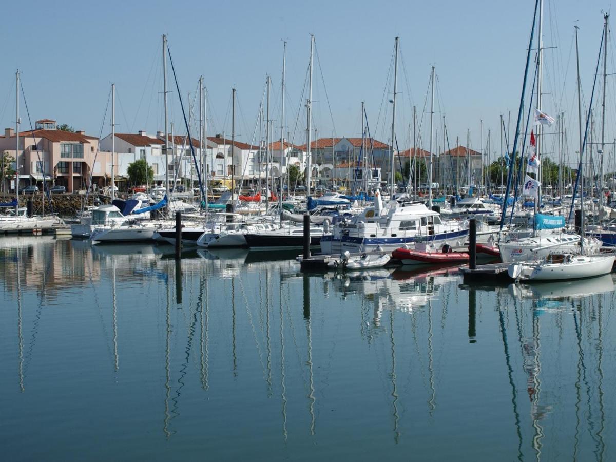 Appartement T2 Face Plage Avec Balcon, Cuisine Equipee Et Tv - Fr-1-92-908 Les Sables-dʼOlonne Kültér fotó