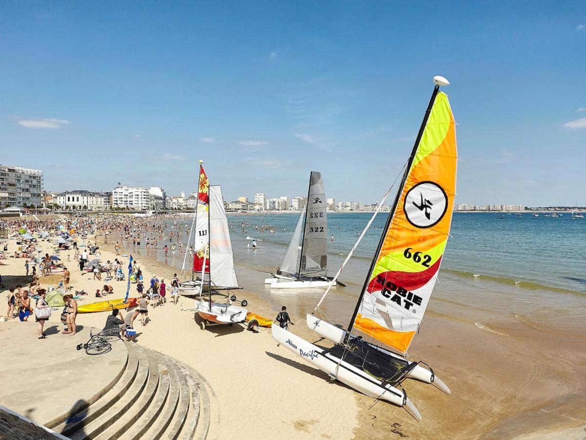Appartement T2 Face Plage Avec Balcon, Cuisine Equipee Et Tv - Fr-1-92-908 Les Sables-dʼOlonne Kültér fotó